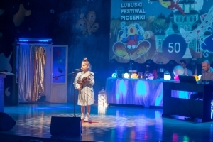Finał Lubuskiego Festiwalu Piosenki Dziecięcej - PRO ARTE 2022 – Julia Hubryj 1b